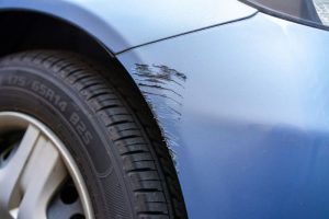 札幌の板金塗装おすすめ業者！車のキズ修理やへこみの直しが上手い